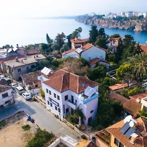 https://hadrianus-hotel.allantalyahotels.org
