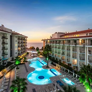 https://ramada-hotel-suites-kusadasi.kusadasihotels.org